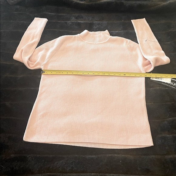 Mock turtleneck sweater with shimmer - Picture 4 of 11